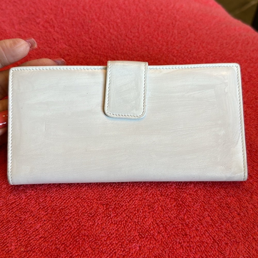 GUCCI WHITE HORSE-BIT LOBG WALLET. EUC STUNNING CONDITION - Picture 2 of 9
